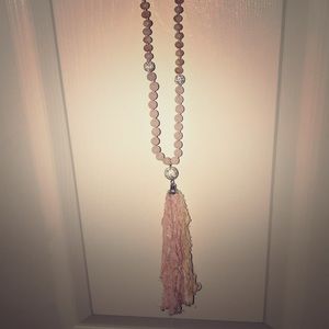 Pick tassel necklace